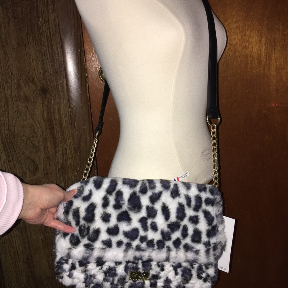 Betsey Johnson Jayla Leopard Faux Fur Bag - Picture 7 of 8